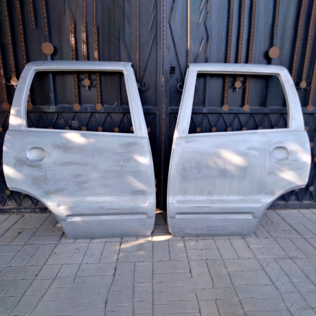 Задняя боковая дверь левая стеклопластиковая для Chevrolet Niv@ купить недорого с доставкой в Новоалтайск