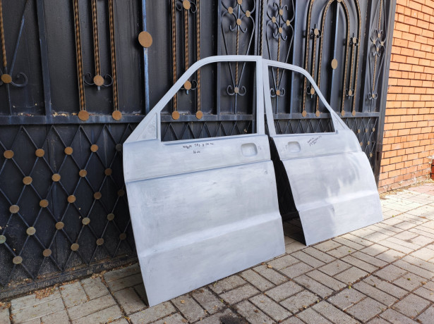 панель боковой передней двери правая стеклопластиковая (пенка) для У@З 3163 p@triot купить недорого с доставкой в Новоалтайск